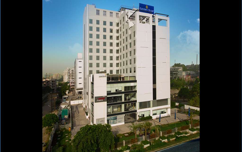 Ramada By Wyndham Ghaziabad Vasundhara Hotel Екстериор снимка